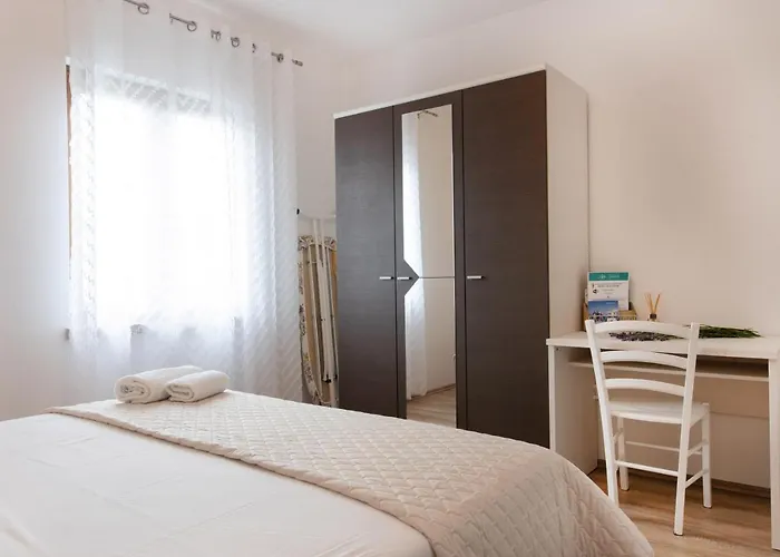 Superior Sincic Porec