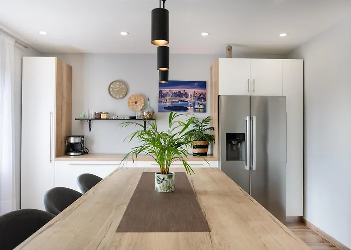 Superior Sincic Apartment *